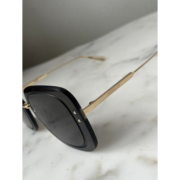 NEW Dior UltraDior SU Sunglasses in Dark Grey Gradient Lens - Picture 7 of 9